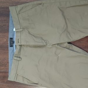 Banana Republic Skinny Chinos 36 x 32